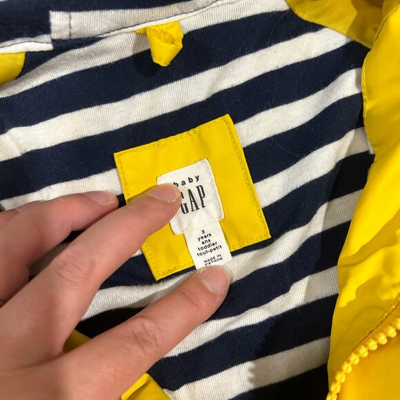 GAP Unisex Raincoat - Picture 2 of 2